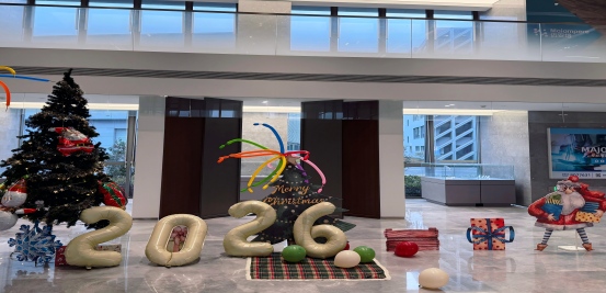 圣诞“苹”安礼，温暖在食堂 | 致敬每一位奋斗的你