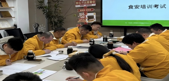 严守食安防线，共创卓越佳绩 | 12月运营会议圆满举行